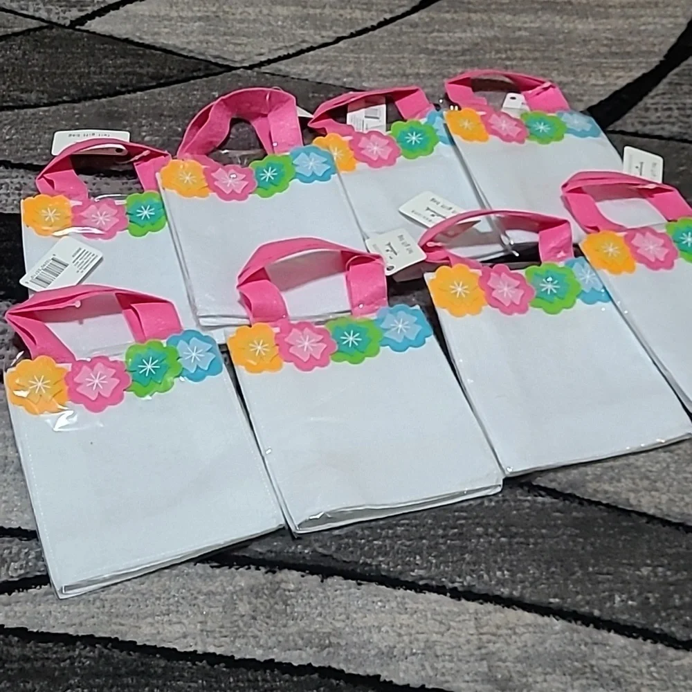 HALLMARK EXPRESSIONS FLOWERS 💐 TOP FELT FABRIC REUSABLE LOT 8 BAGS
